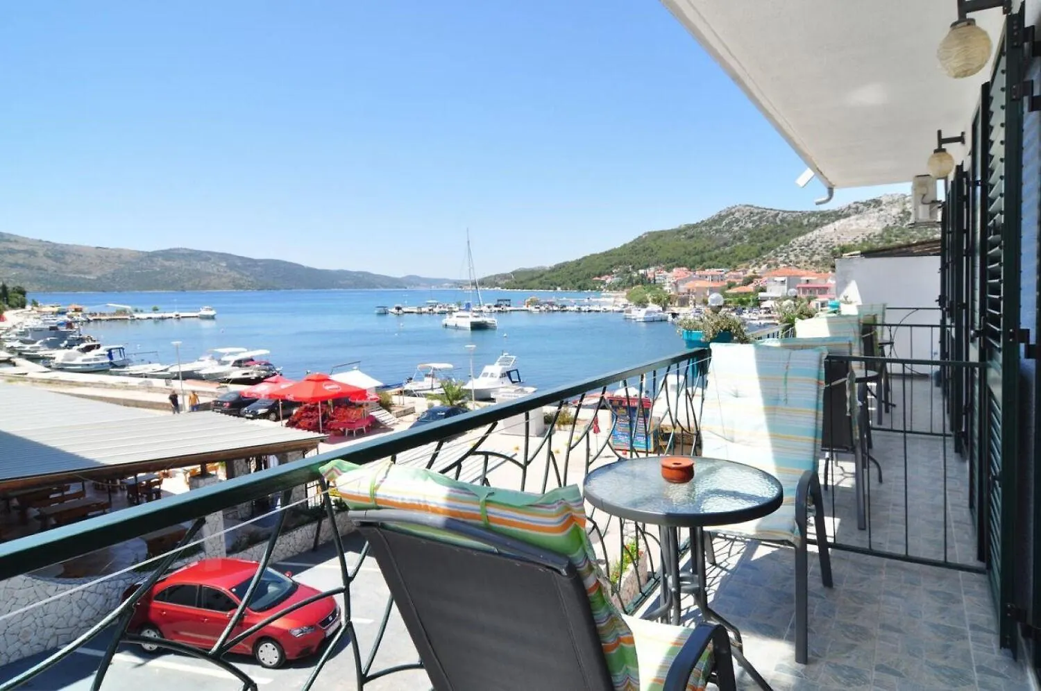 Apartments Snjeska - 20M From Sea Seget Vranjica
